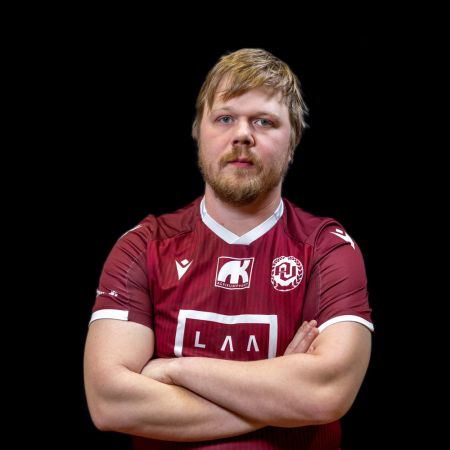 Mikko Mäkelä #9:n kuva